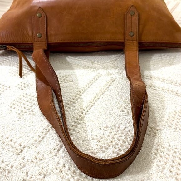 Able Oversized Tote Leather Zippered
Shoulder Cognac Bag - Picture 10 of 16